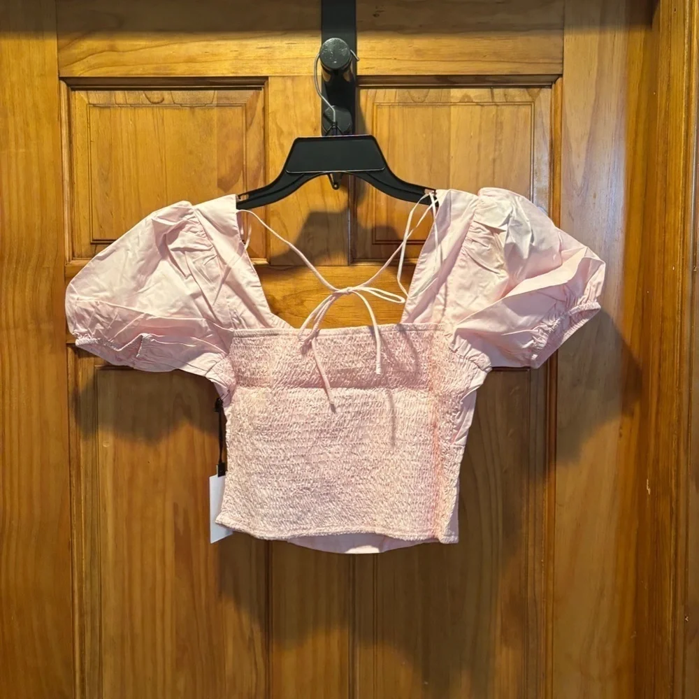 ASTR the Label Puff Sleeve Smocked Poplin Blouse in Blush XS NWT